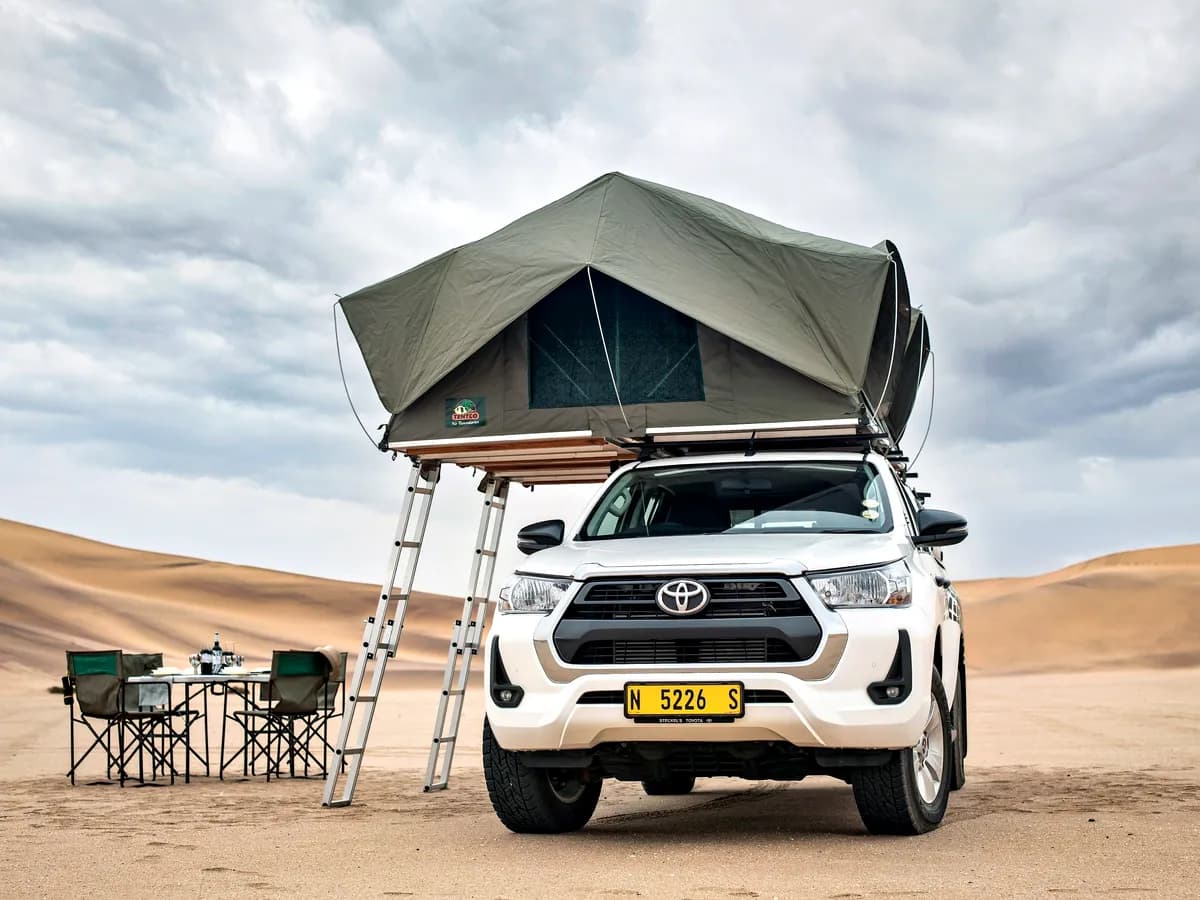 Toyota Hilux with Camping for 4